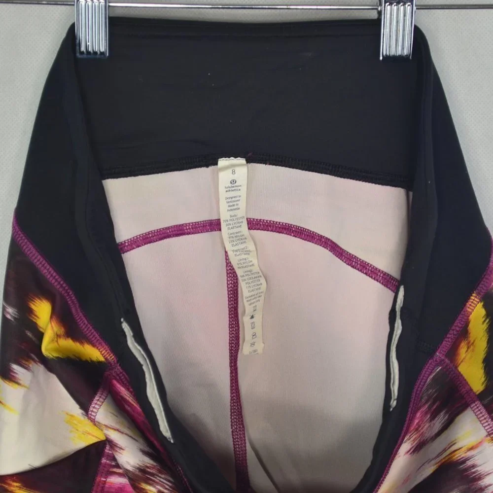 lululemon Speed Tight IV Luxtreme Size 8 in Pigment Wind Berry Rumble Multi